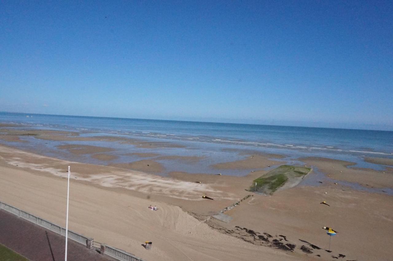 Belle Vie Vue Dominante Mer Et Plage - Appartement 2 A 4 Personnes Cabourg Exterior photo